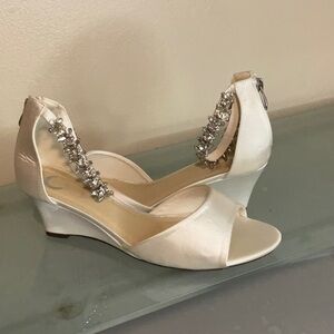 Elegant White Satin Women Shoes